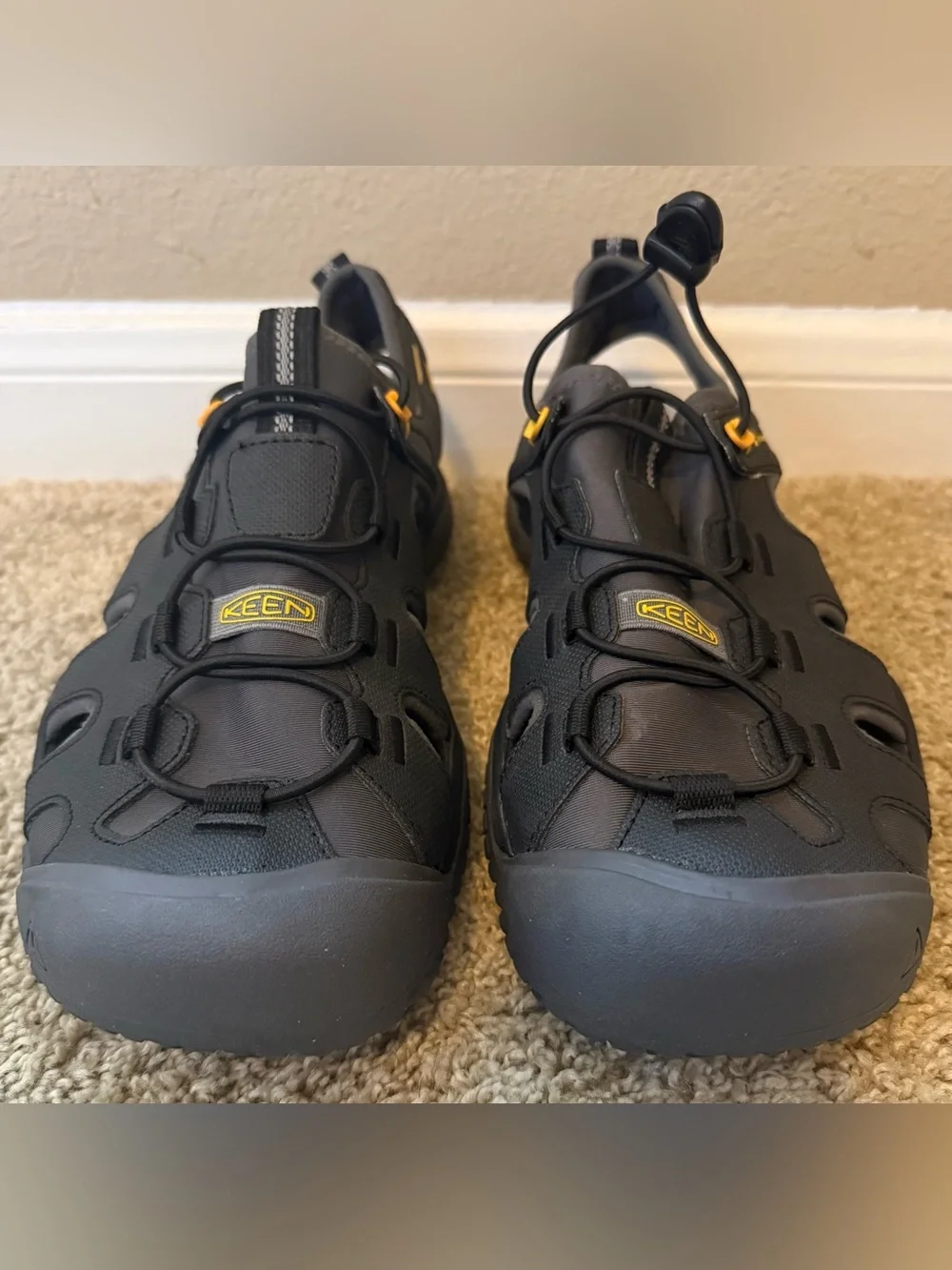 Keen durable closed